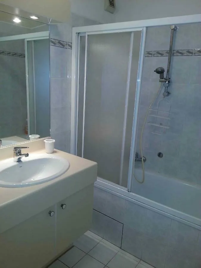 Apartment Vieux Nice, Grand 2 Pieces Sur Jardins, Parking, Calme France