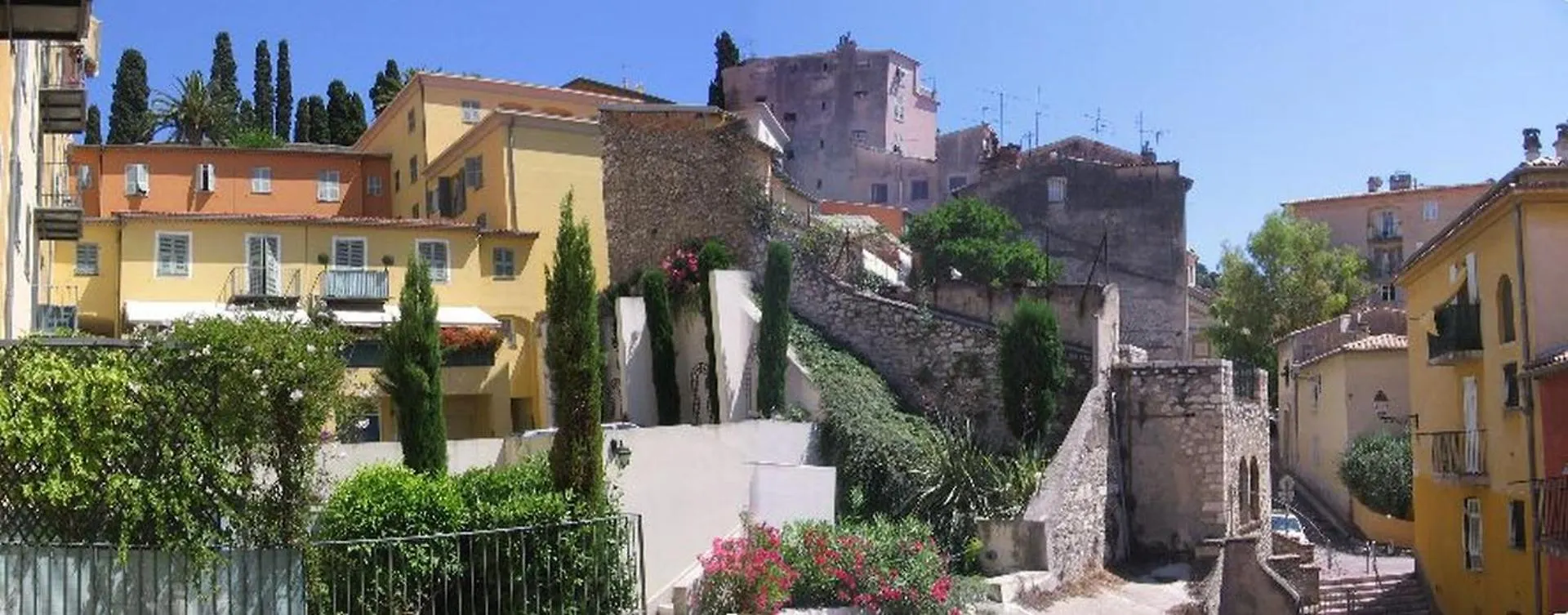 דירה Vieux Nice, Grand 2 Pieces Sur Jardins, Parking, Calme